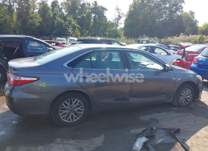 Photo 14 of 2017 Toyota Camry LE/SE/XLE/XSE (VIN 4T1BF1FK1HU369195)