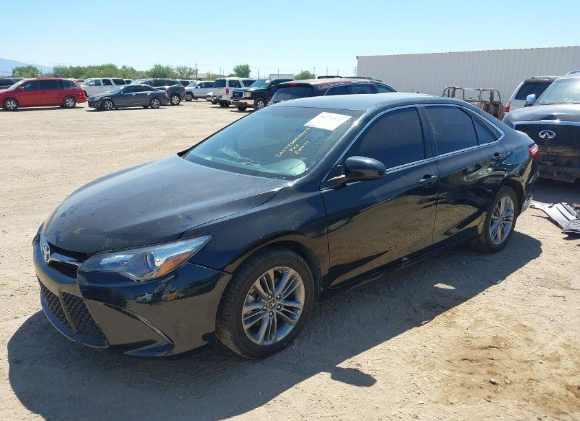 Photo 2 of 2017 Toyota Camry SE (VIN 4T1BF1FK1HU376146)