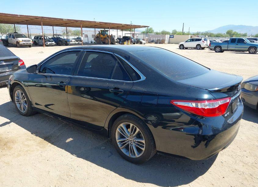 Photo 3 of 2017 Toyota Camry SE (VIN 4T1BF1FK1HU376146)