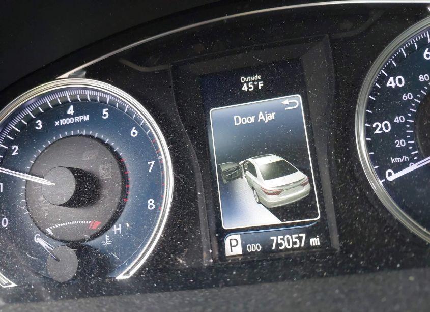 Photo 15 of 2017 Toyota Camry LE (VIN 4T1BF1FK1HU385199)