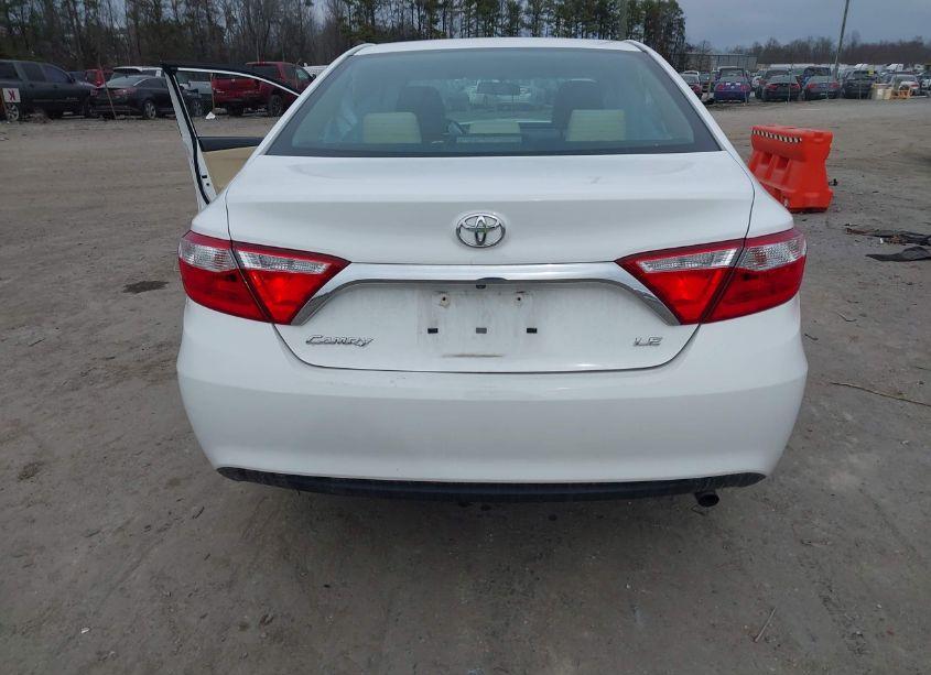 Photo 16 of 2017 Toyota Camry LE (VIN 4T1BF1FK1HU385199)