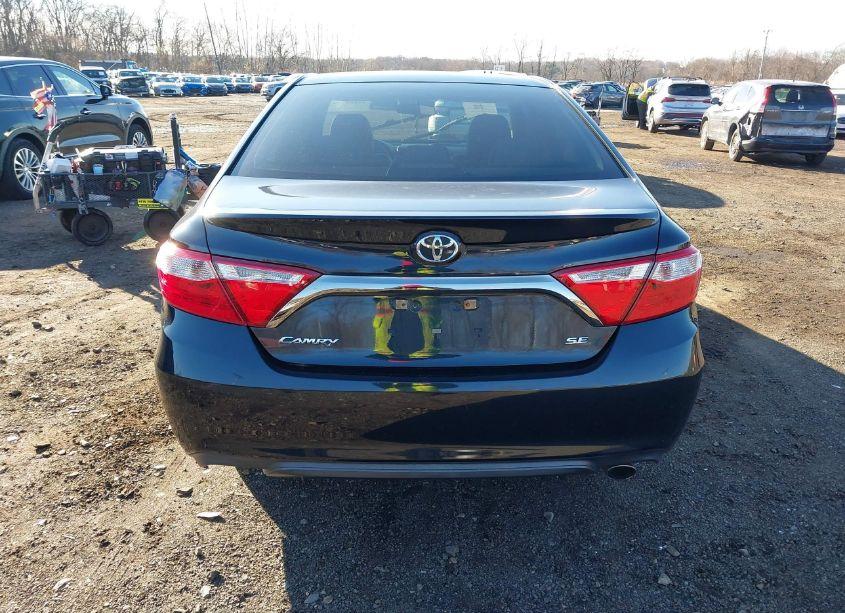 Photo 17 of 2017 Toyota Camry SE (VIN 4T1BF1FK1HU390810)
