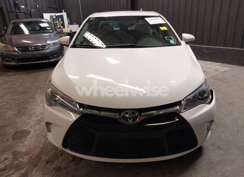 Photo 12 of 2017 Toyota Camry SE (VIN 4T1BF1FK1HU403247)