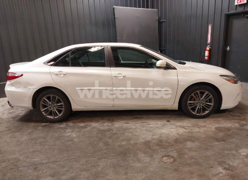 Photo 13 of 2017 Toyota Camry SE (VIN 4T1BF1FK1HU403247)