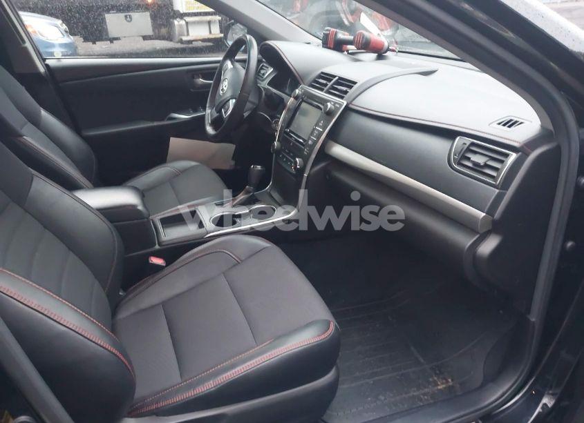 Photo 5 of 2017 Toyota Camry SE (VIN 4T1BF1FK1HU409680)