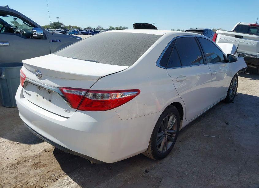 Photo 4 of 2017 Toyota Camry SE (VIN 4T1BF1FK1HU417276)
