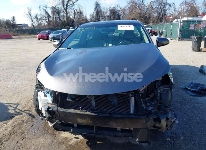 Photo 13 of 2017 Toyota Camry SE (VIN 4T1BF1FK1HU425412)