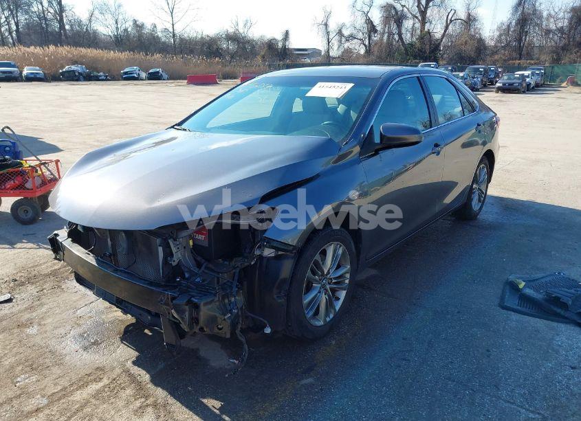 Photo 2 of 2017 Toyota Camry SE (VIN 4T1BF1FK1HU425412)