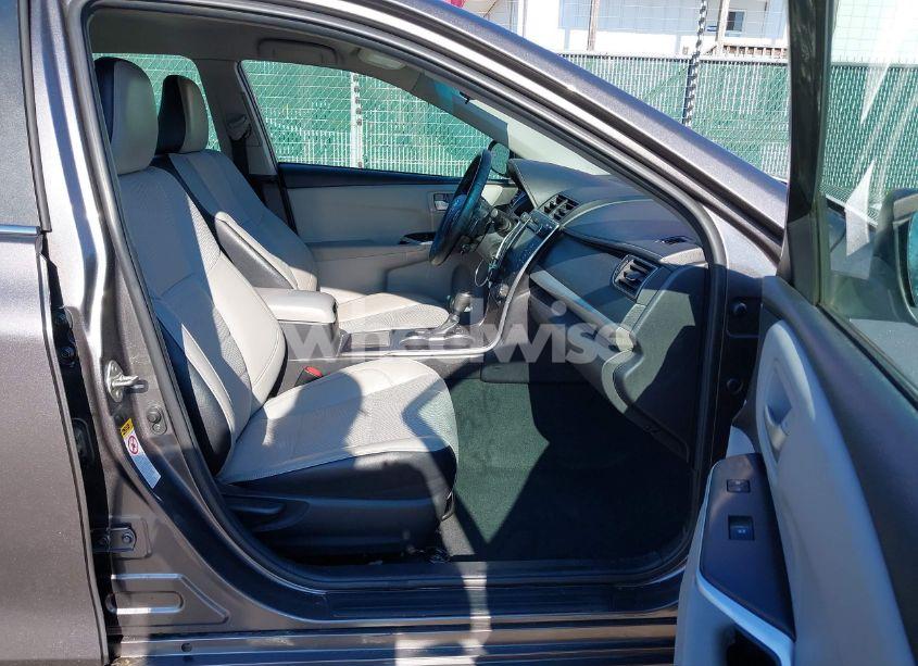 Photo 5 of 2017 Toyota Camry SE (VIN 4T1BF1FK1HU425412)