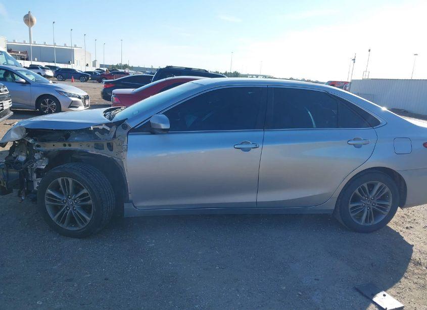 Photo 15 of 2017 Toyota Camry SE (VIN 4T1BF1FK1HU442601)