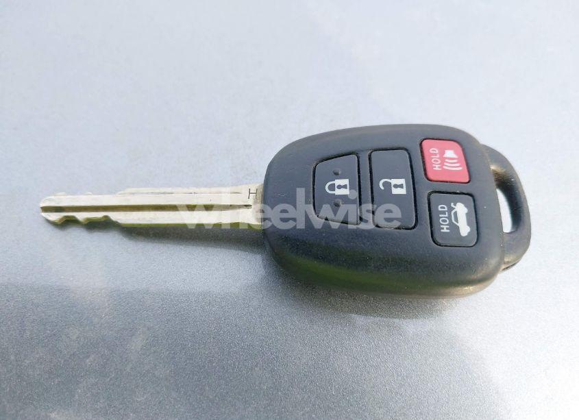 Photo 11 of 2017 Toyota Camry SE (VIN 4T1BF1FK1HU615467)