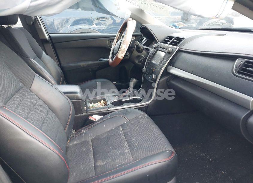 Photo 5 of 2017 Toyota Camry SE (VIN 4T1BF1FK1HU615467)