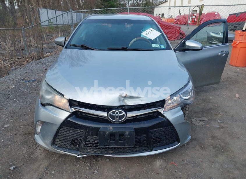 Photo 6 of 2017 Toyota Camry SE (VIN 4T1BF1FK1HU615467)