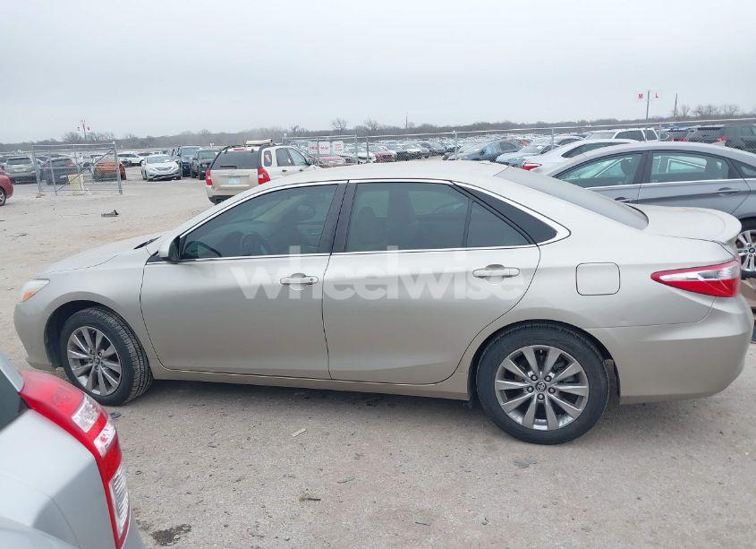 Photo 14 of 2017 Toyota Camry XLE (VIN 4T1BF1FK1HU623164)