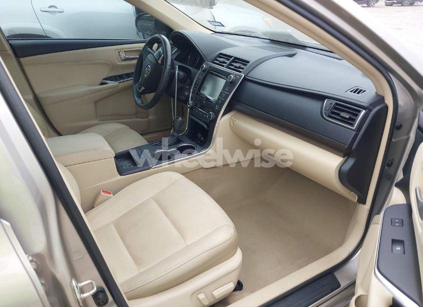 Photo 5 of 2017 Toyota Camry XLE (VIN 4T1BF1FK1HU623164)