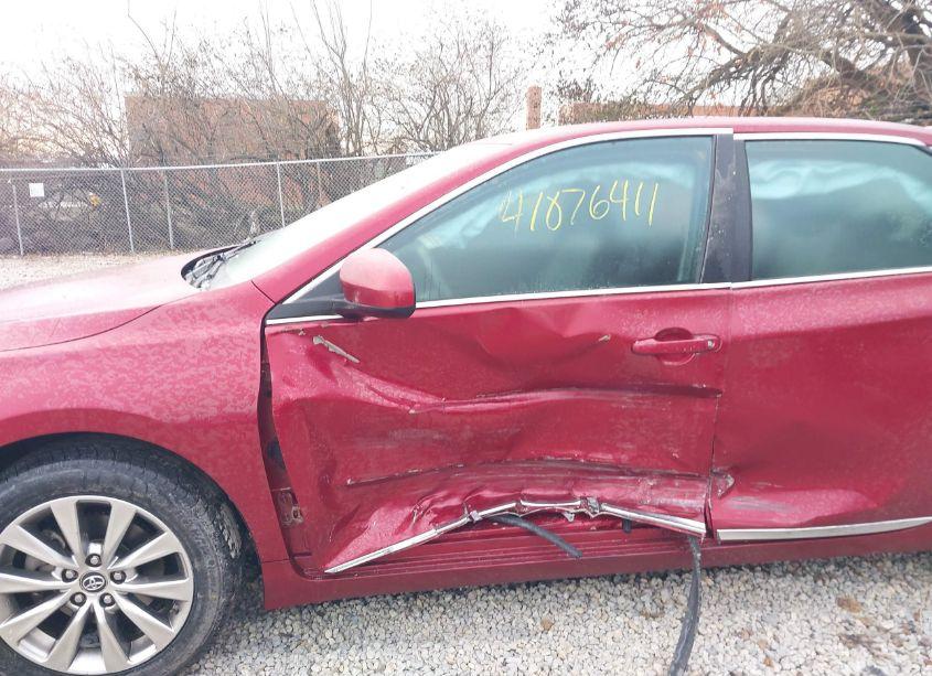 Photo 6 of 2017 Toyota Camry XLE (VIN 4T1BF1FK1HU635542)