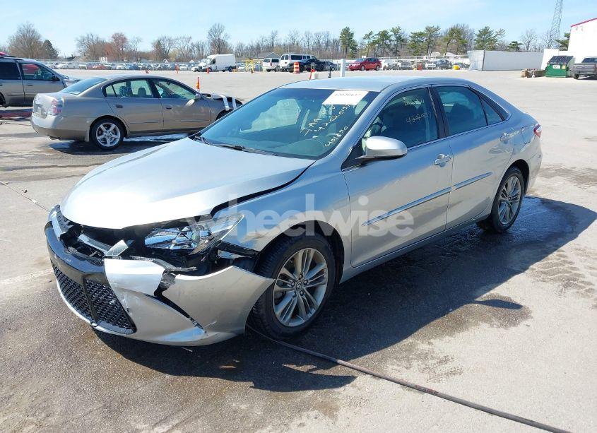 Photo 2 of 2017 Toyota Camry SE (VIN 4T1BF1FK1HU636139)