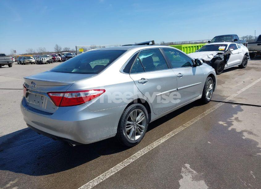 Photo 4 of 2017 Toyota Camry SE (VIN 4T1BF1FK1HU636139)