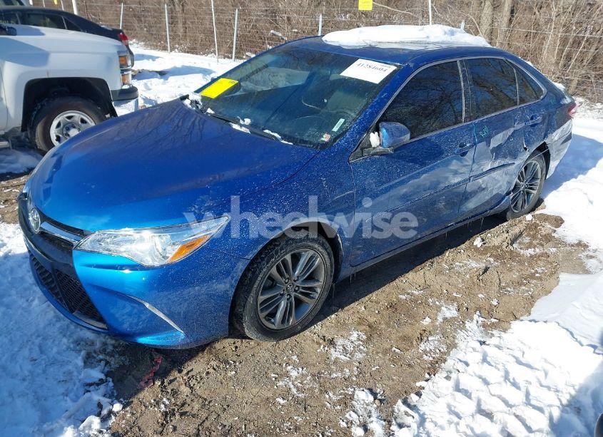 Photo 2 of 2017 Toyota Camry SE (VIN 4T1BF1FK1HU637257)