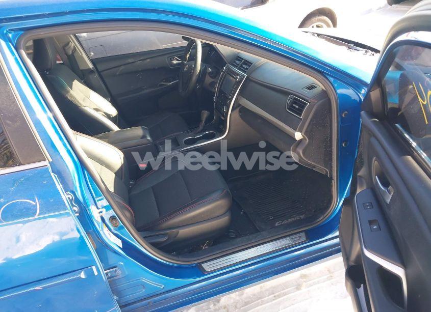 Photo 5 of 2017 Toyota Camry SE (VIN 4T1BF1FK1HU637257)