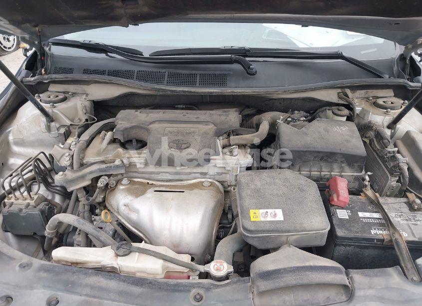 Photo 10 of 2017 Toyota Camry LE (VIN 4T1BF1FK1HU639719)