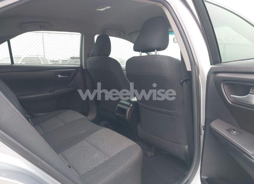 Photo 8 of 2017 Toyota Camry LE (VIN 4T1BF1FK1HU639719)