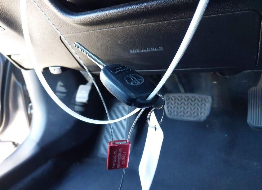 Photo 11 of 2017 Toyota Camry SE (VIN 4T1BF1FK1HU639753)