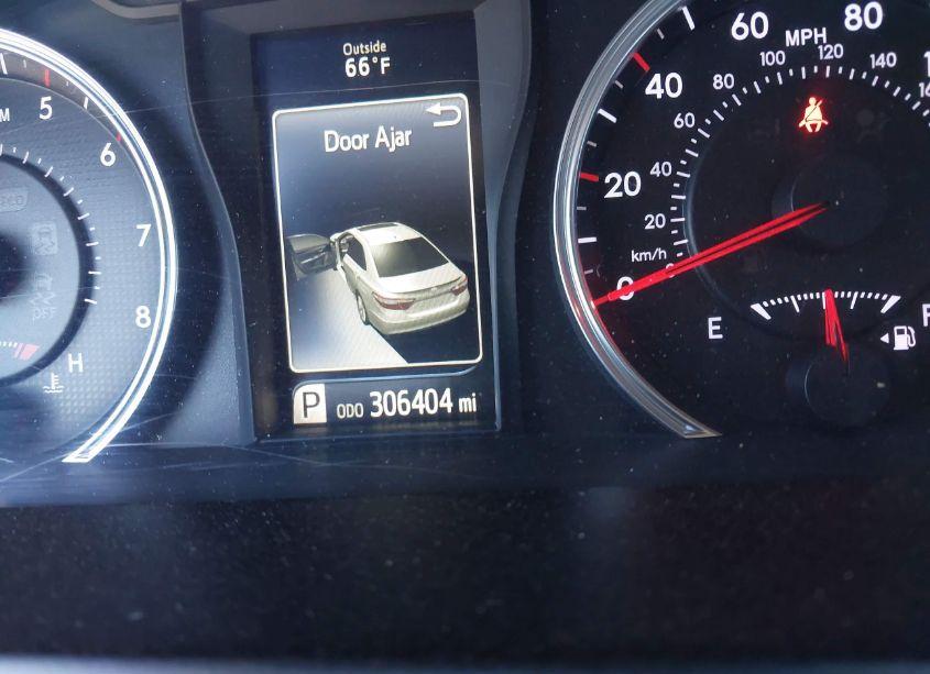 Photo 15 of 2017 Toyota Camry SE (VIN 4T1BF1FK1HU639753)