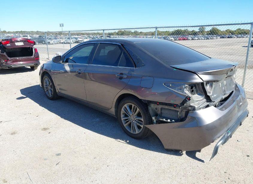 Photo 3 of 2017 Toyota Camry SE (VIN 4T1BF1FK1HU639753)