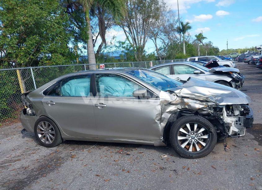 Photo 14 of 2017 Toyota Camry XLE (VIN 4T1BF1FK1HU642281)