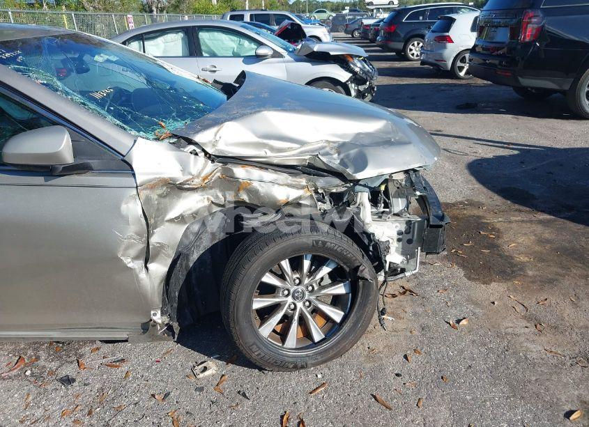 Photo 18 of 2017 Toyota Camry XLE (VIN 4T1BF1FK1HU642281)