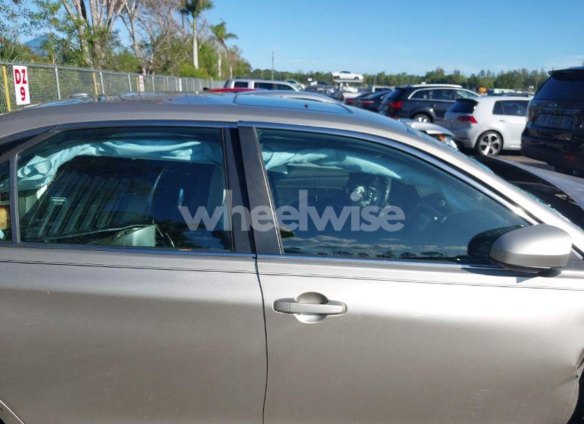 Photo 19 of 2017 Toyota Camry XLE (VIN 4T1BF1FK1HU642281)