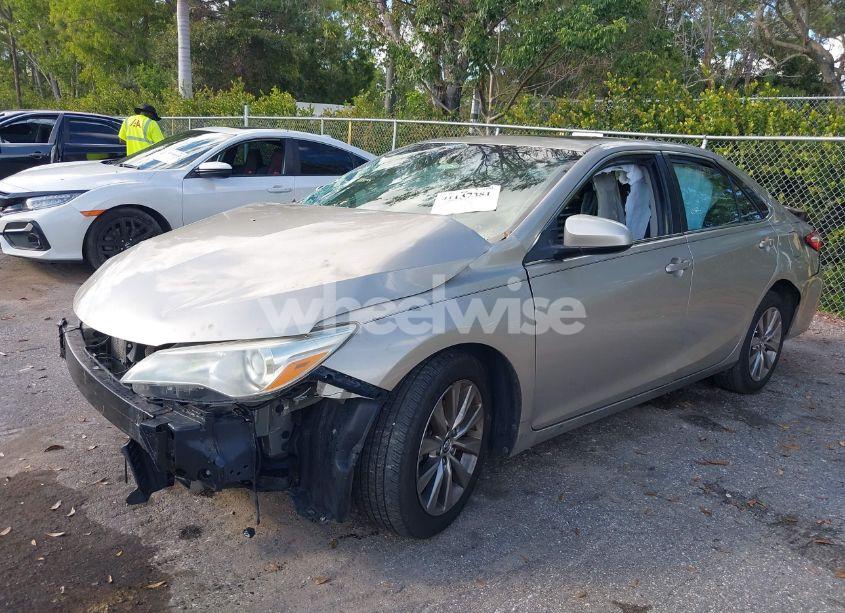 Photo 2 of 2017 Toyota Camry XLE (VIN 4T1BF1FK1HU642281)