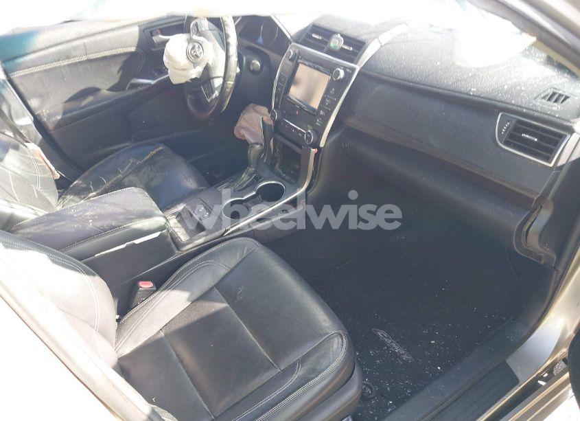 Photo 5 of 2017 Toyota Camry XLE (VIN 4T1BF1FK1HU642281)