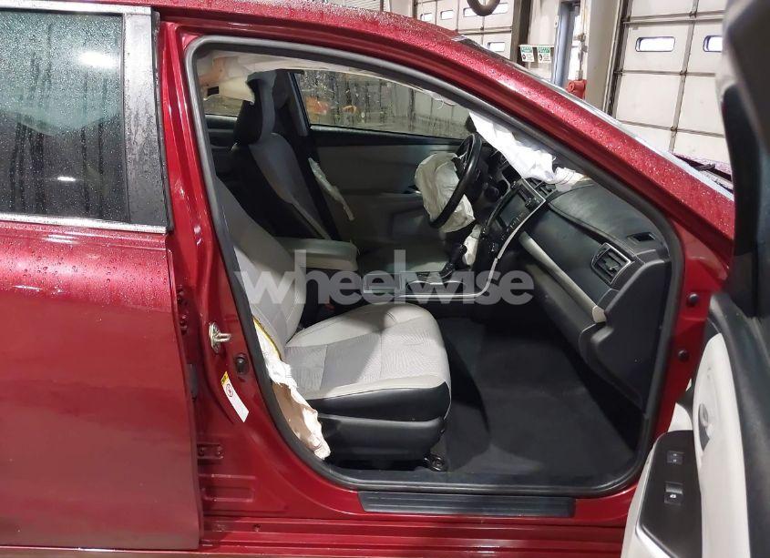 Photo 5 of 2017 Toyota Camry SE (VIN 4T1BF1FK1HU654382)