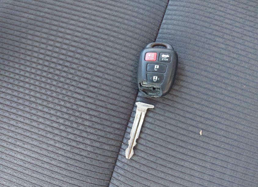 Photo 11 of 2017 Toyota Camry SE (VIN 4T1BF1FK1HU658500)