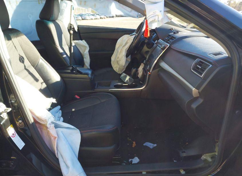 Photo 5 of 2017 Toyota Camry SE (VIN 4T1BF1FK1HU658500)