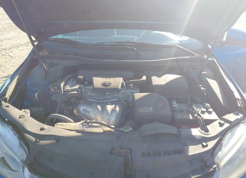 Photo 10 of 2017 Toyota Camry SE (VIN 4T1BF1FK1HU658772)