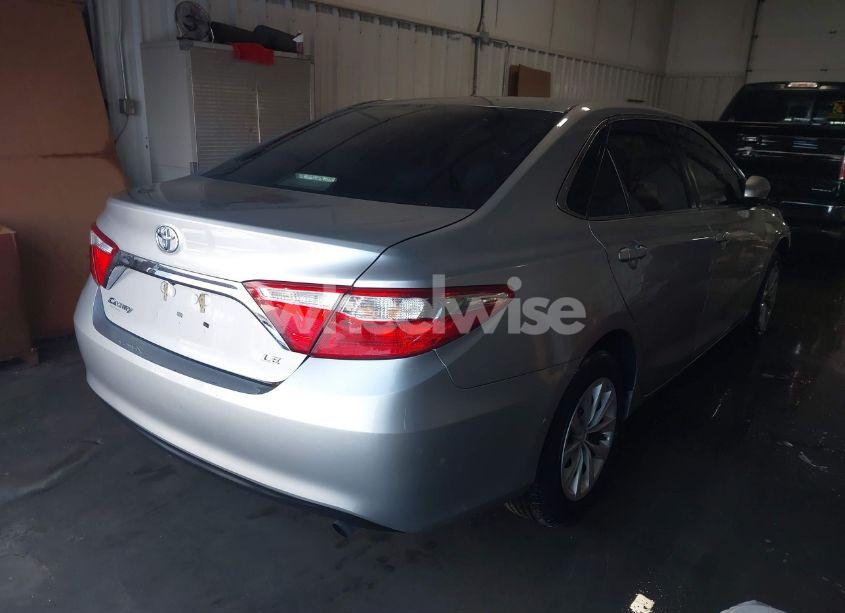 Photo 4 of 2017 Toyota Camry LE (VIN 4T1BF1FK1HU666581)