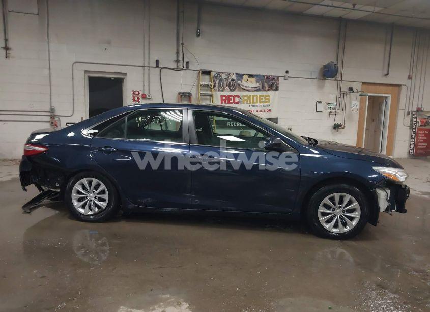 Photo 14 of 2017 Toyota Camry LE (VIN 4T1BF1FK1HU672526)