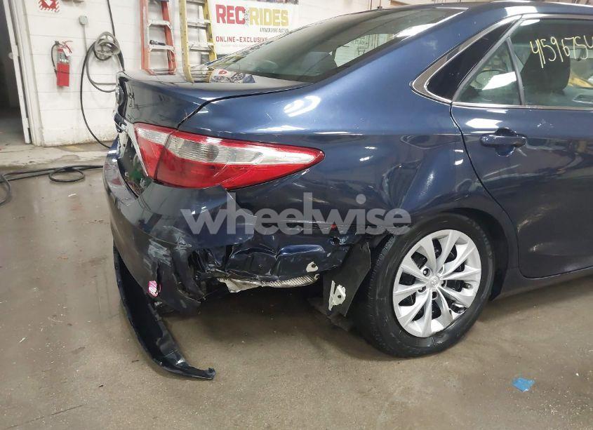 Photo 18 of 2017 Toyota Camry LE (VIN 4T1BF1FK1HU672526)