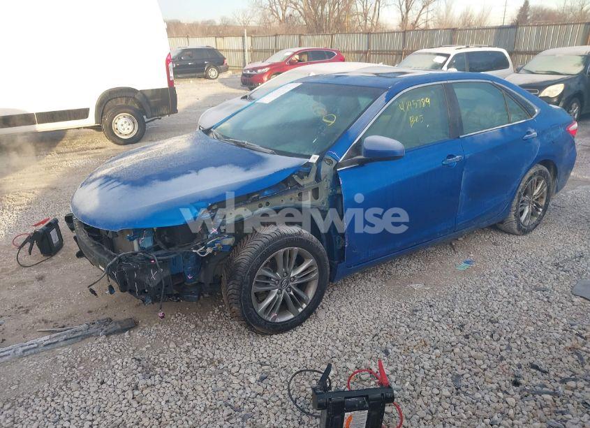 Photo 2 of 2017 Toyota Camry SE (VIN 4T1BF1FK1HU678021)