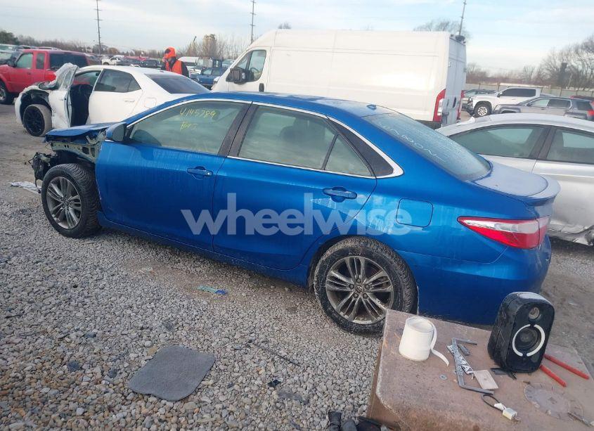 Photo 3 of 2017 Toyota Camry SE (VIN 4T1BF1FK1HU678021)