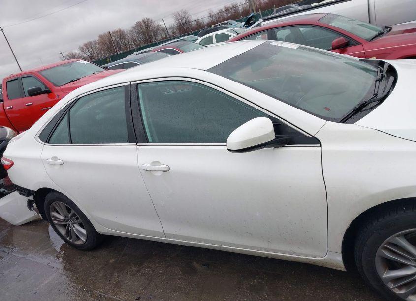 Photo 14 of 2017 Toyota Camry SE (VIN 4T1BF1FK1HU679377)