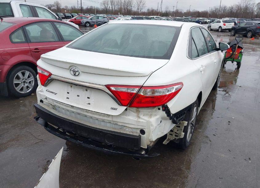 Photo 6 of 2017 Toyota Camry SE (VIN 4T1BF1FK1HU679377)