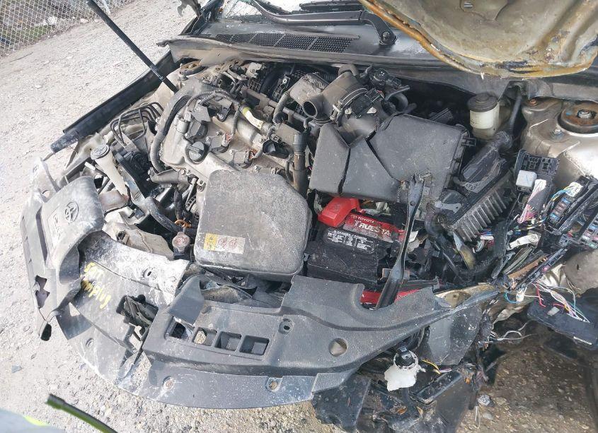 Photo 10 of 2017 Toyota Camry SE (VIN 4T1BF1FK1HU683199)