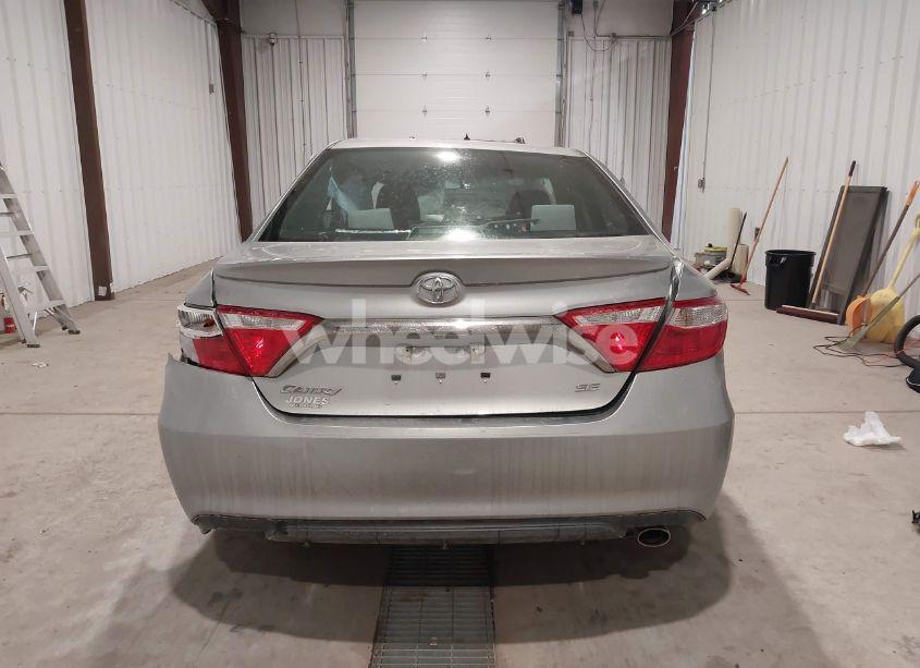 Photo 17 of 2017 Toyota Camry SE (VIN 4T1BF1FK1HU683462)