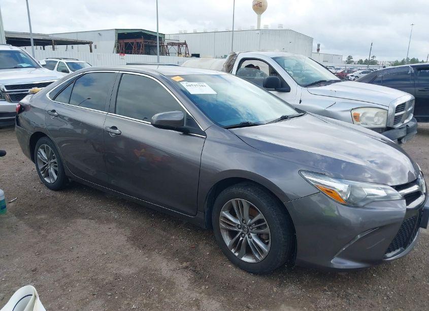 Photo 13 of 2017 Toyota Camry SE (VIN 4T1BF1FK1HU686071)