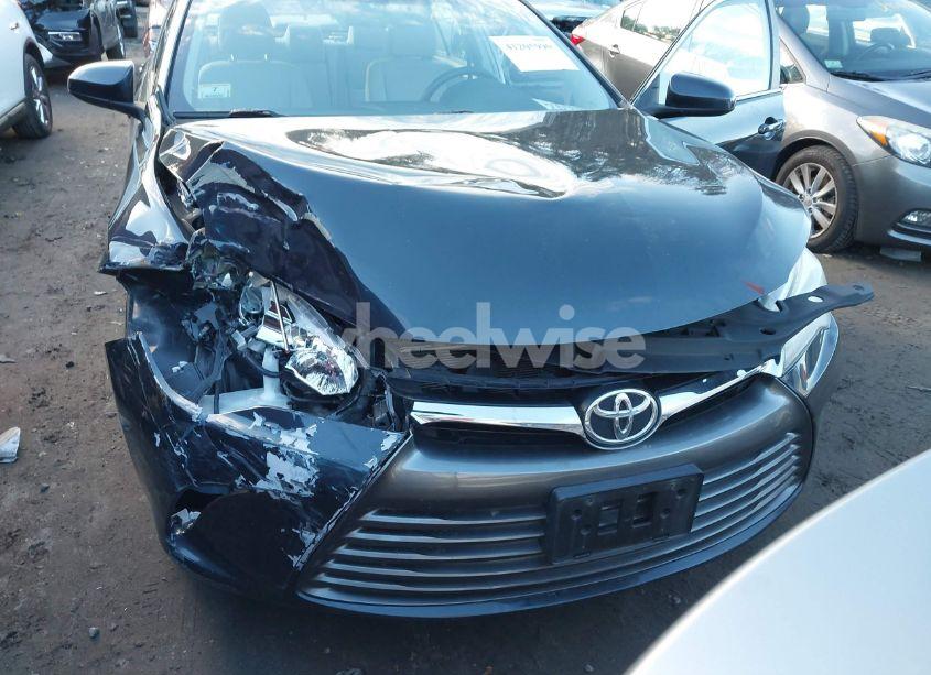 Photo 6 of 2017 Toyota Camry LE (VIN 4T1BF1FK1HU687723)