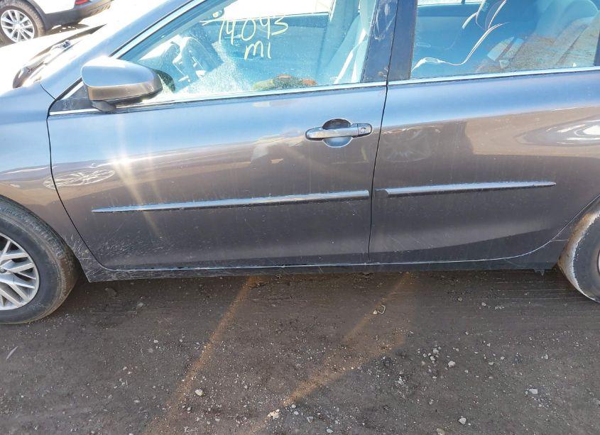 Photo 14 of 2017 Toyota Camry LE (VIN 4T1BF1FK1HU706058)